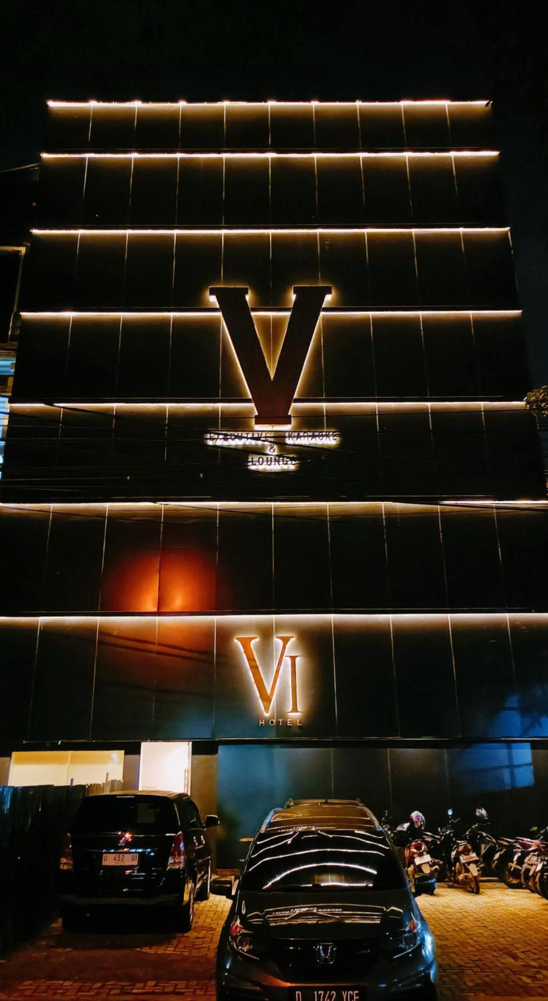 Vi Hotel *